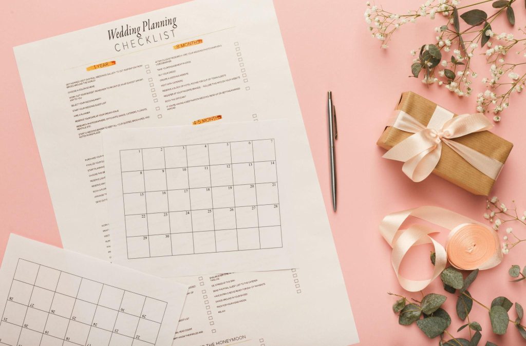 Wedding day timeline checklist example for brides planning ceremony and reception schedule
